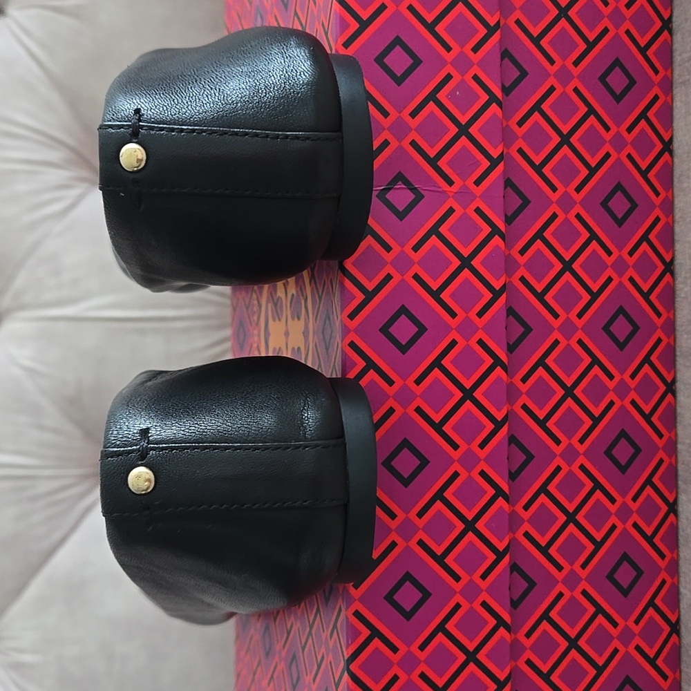Tory Burch Everly Ballet Flats, Black Nappa Leather/Patent Leather, Size 5.5 - Picture 6 of 11